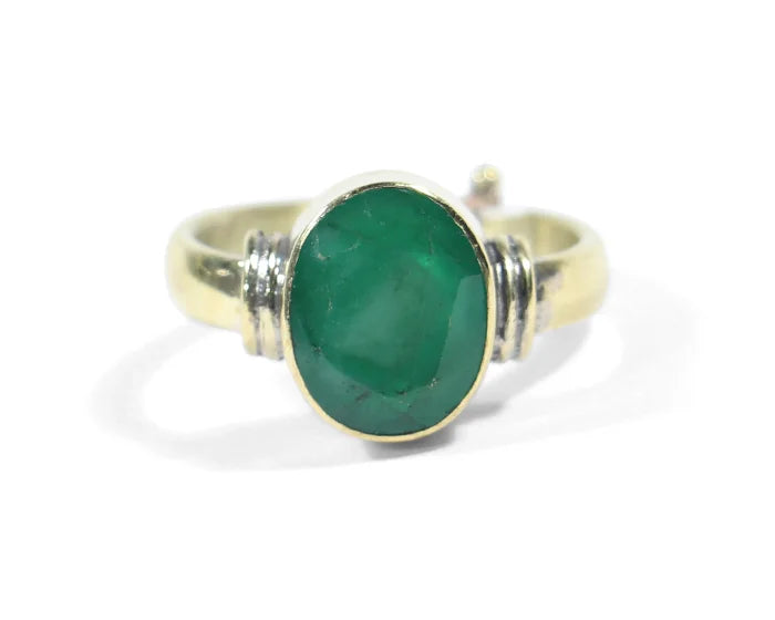 Natural Emerald (Panna) Ring (5 Ratti)