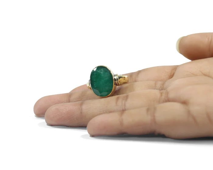 Natural Emerald (Panna) Ring (7 Ratti)