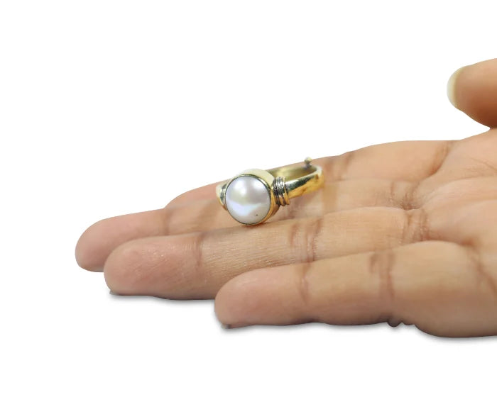 Pearl (Moti) Ring (7 Ratti)