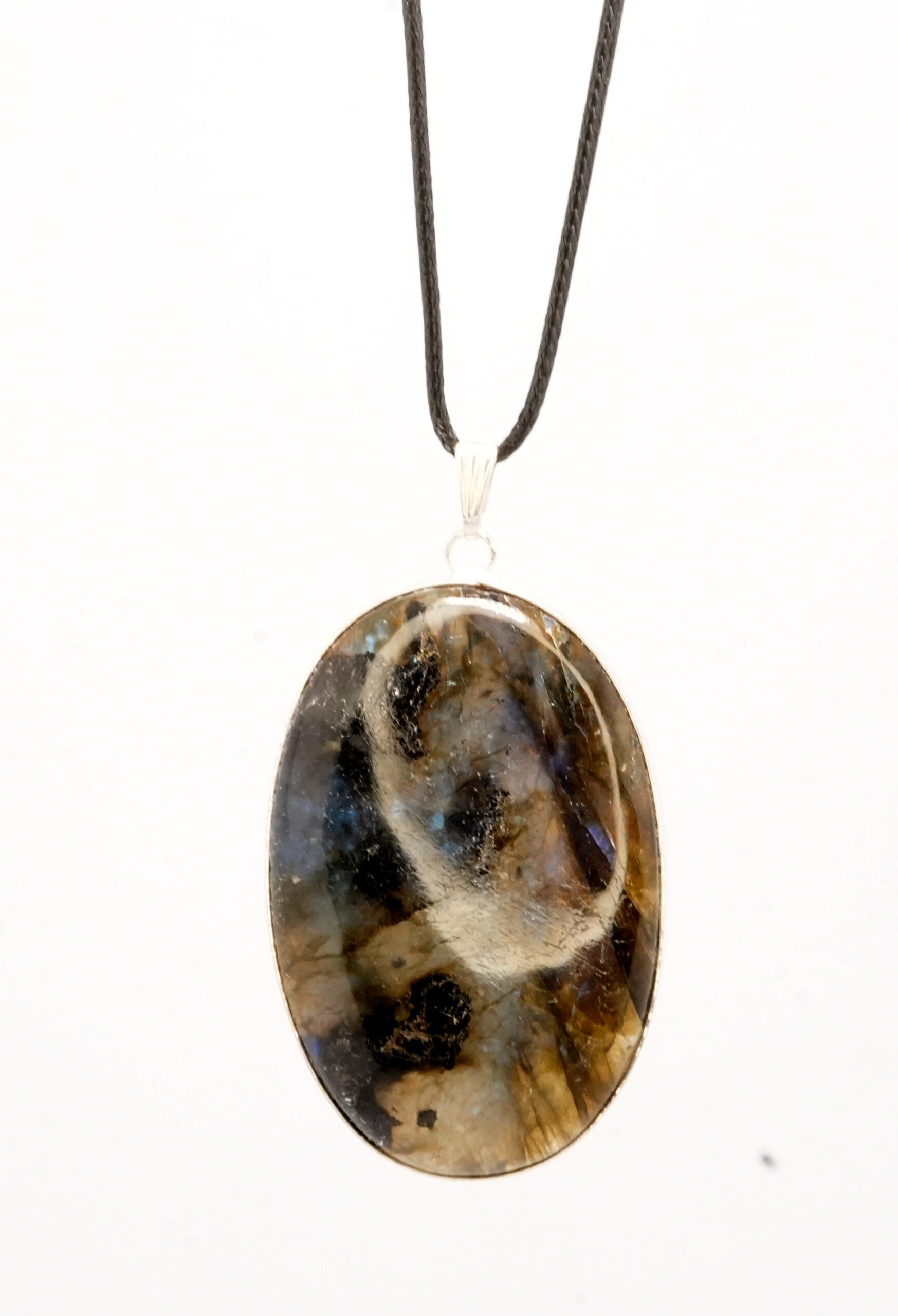 Labradorite Pendant (Good Quality)
