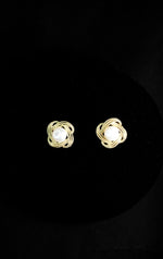 Flower Pearl Earring