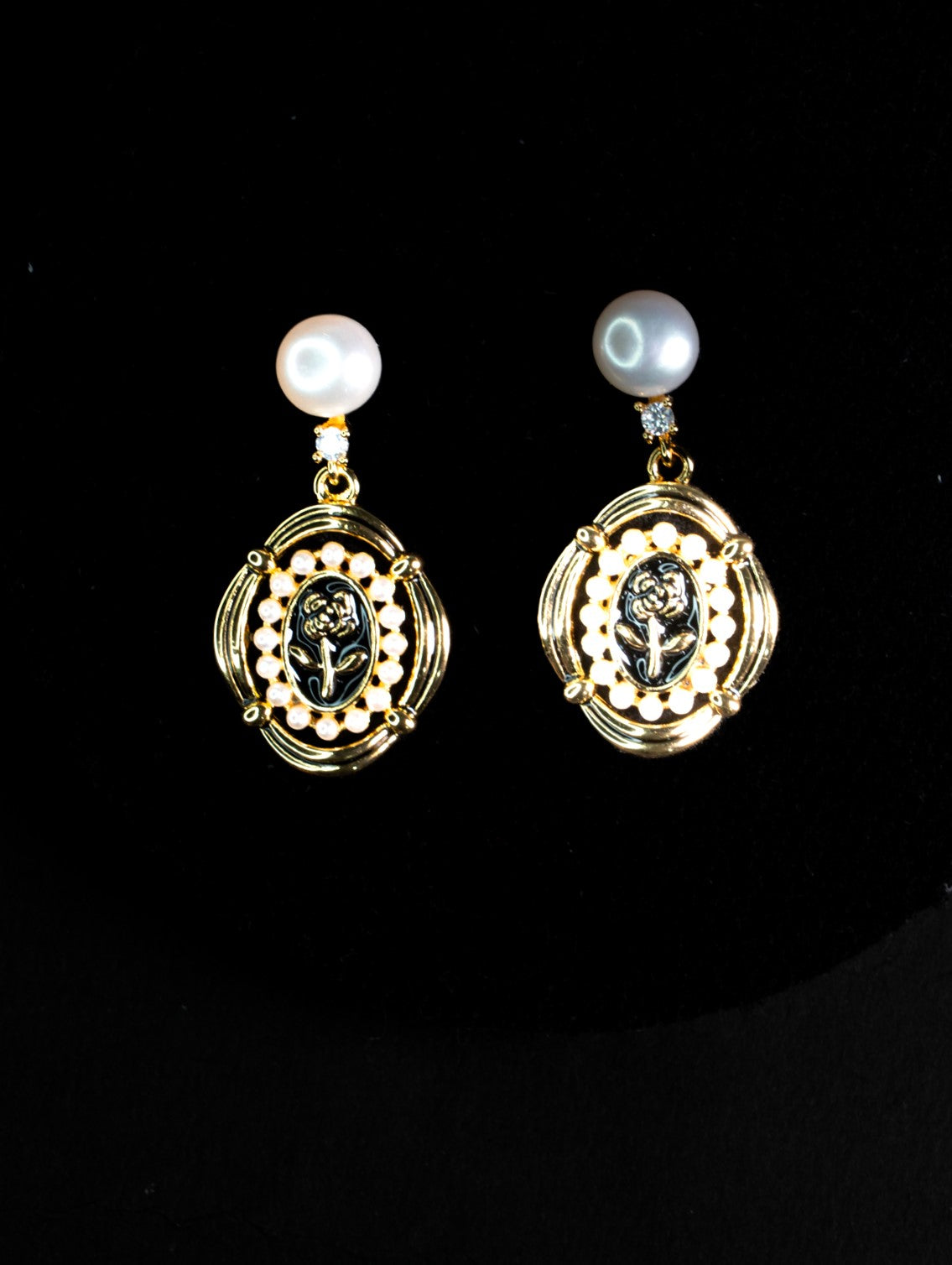 Flower Pearl Earring