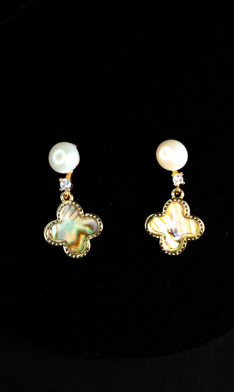 Flower Pearl Earring
