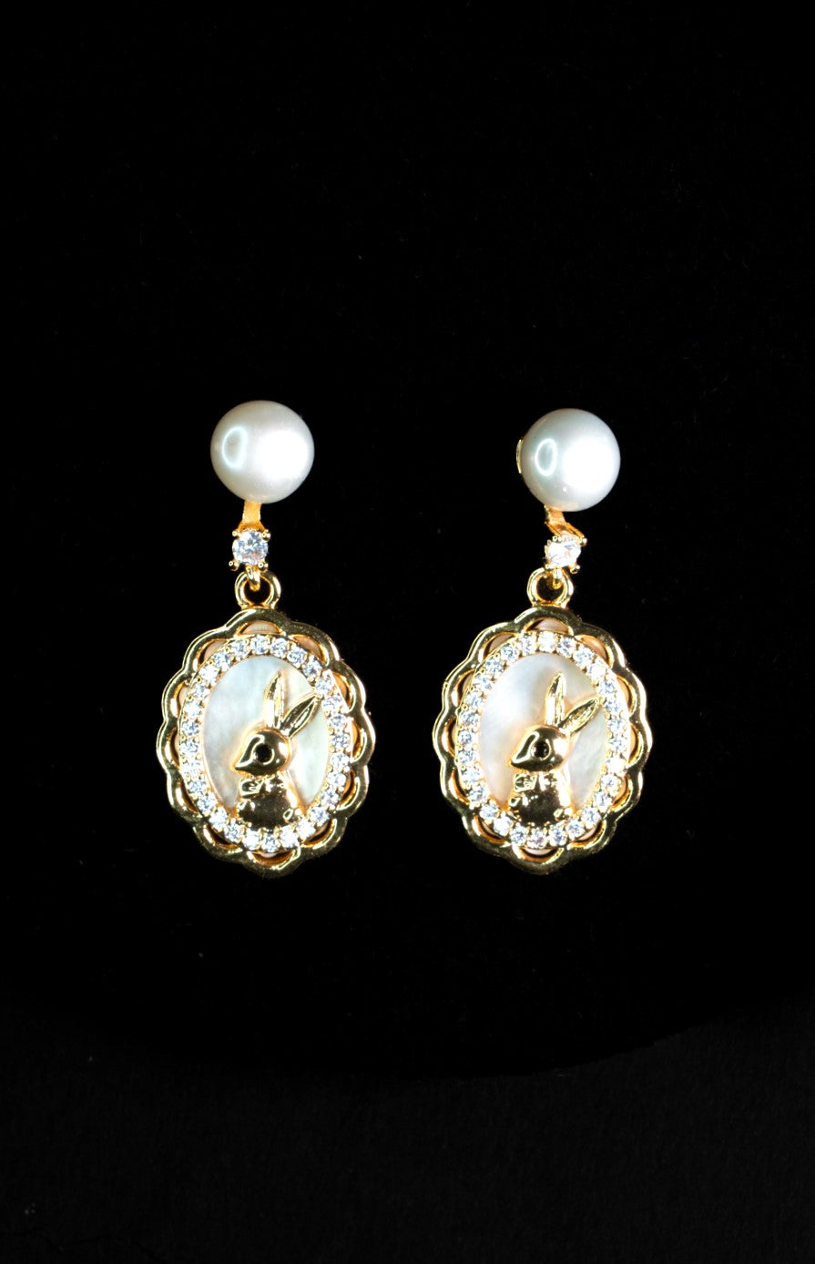 Rabbit Shape Pearl Earring