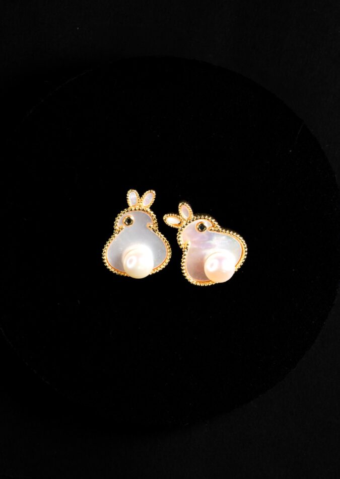 Rabbit Shape Pearl Earring