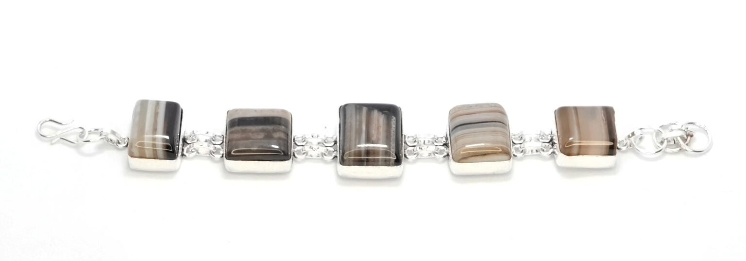 Sulemani Haqiq String Bracelet